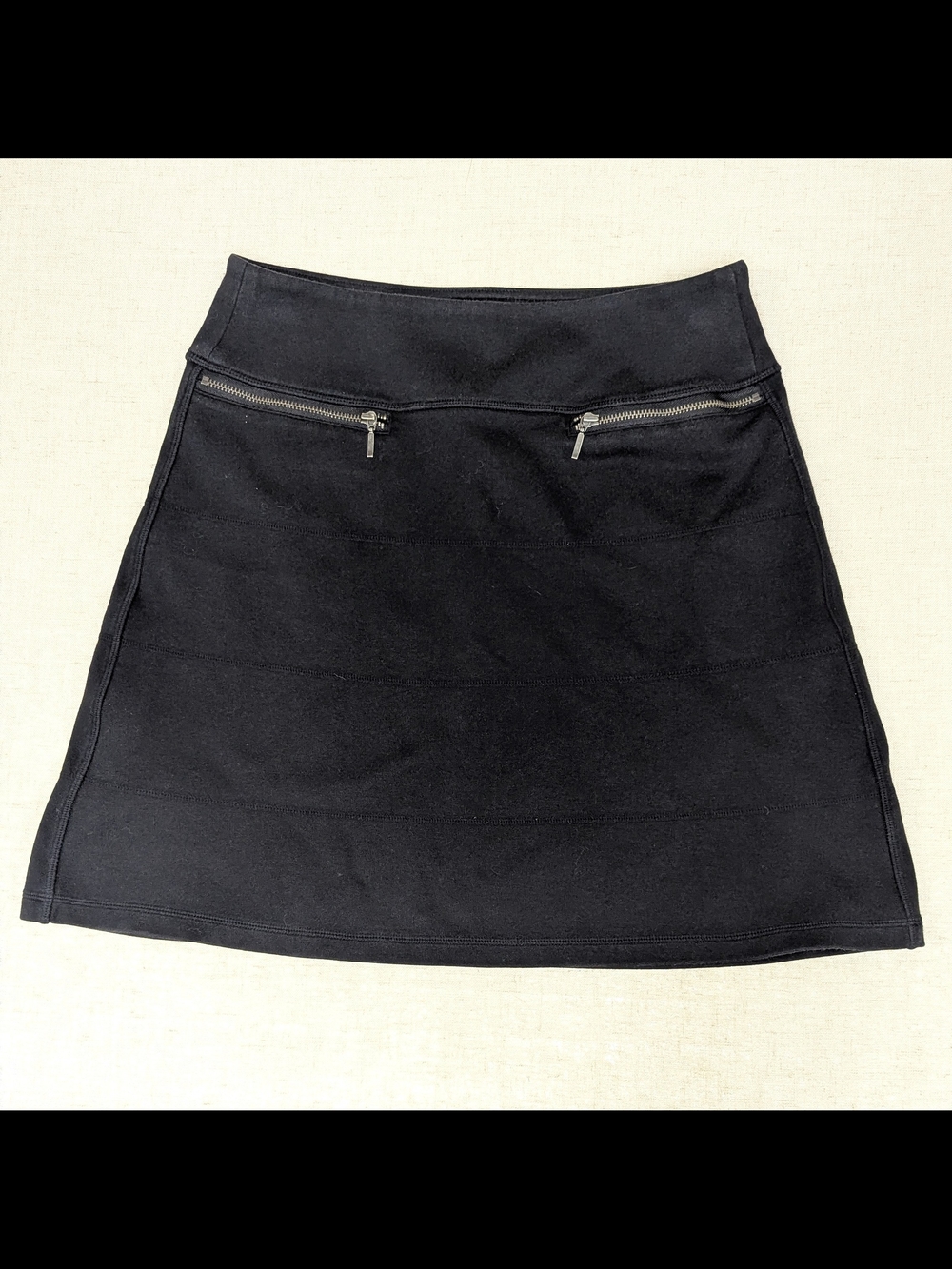 Athleta Black Front Zip Pocket A-Line Skirt XS Stretch Casual